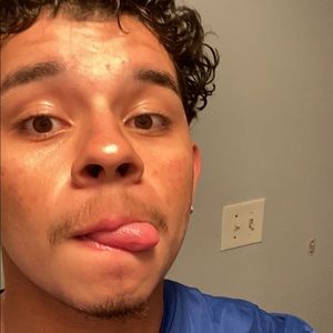 Meet your Posher, Jonathan